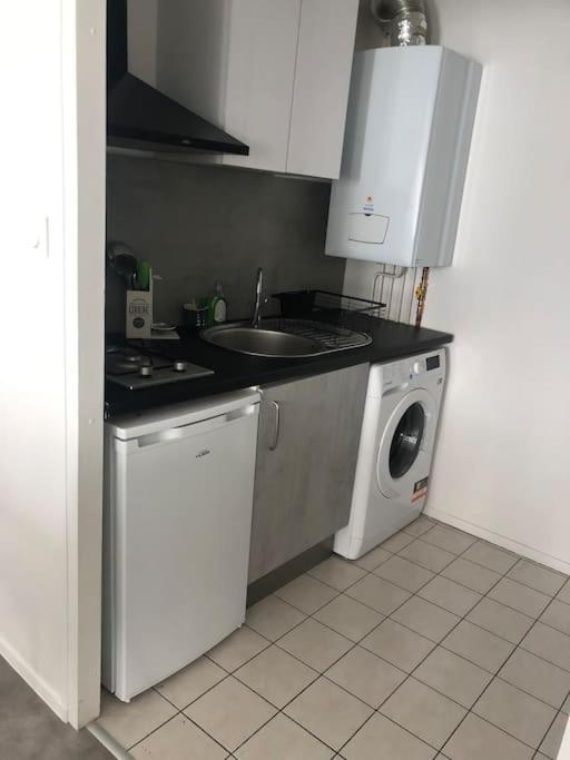 Superbe Appartement En Plein Centre Ville. Ла-Рош-сюр-Йон Экстерьер фото